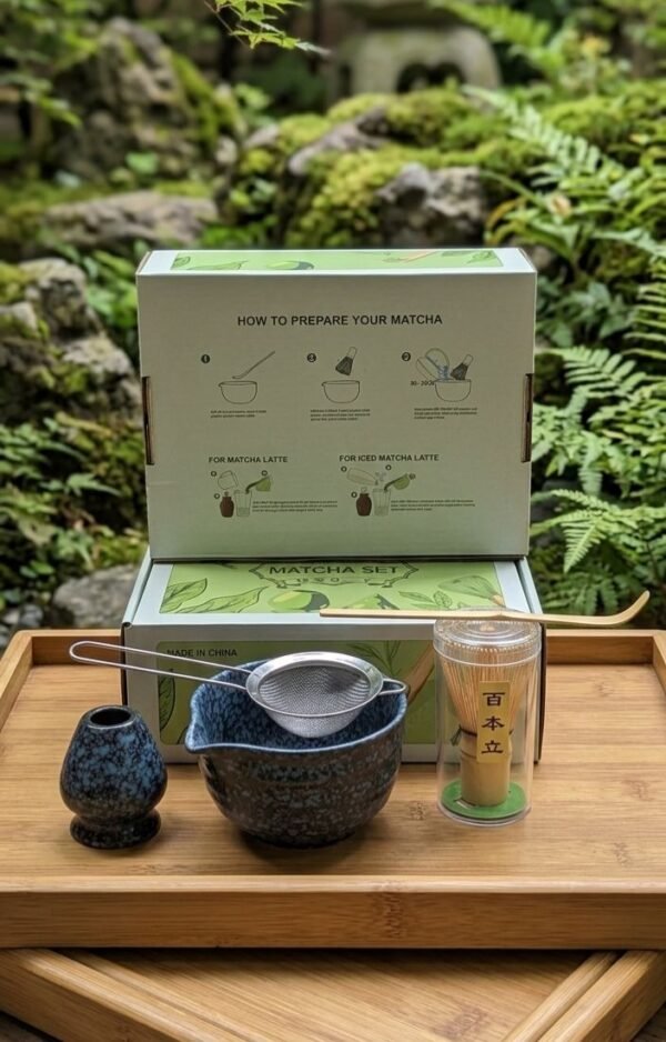 Set Matcha Japonais Complet – Bol, Fouet (Chasen), Cuillère, Tamis & Support –